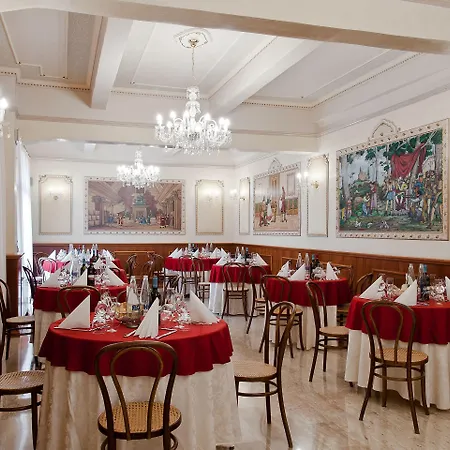 Hotel Des Bains 3*