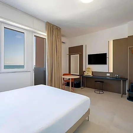 Des Bains Pesaro