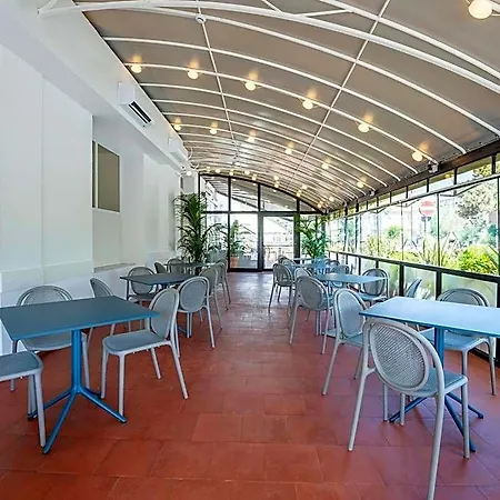 Hotel Des Bains Pesaro