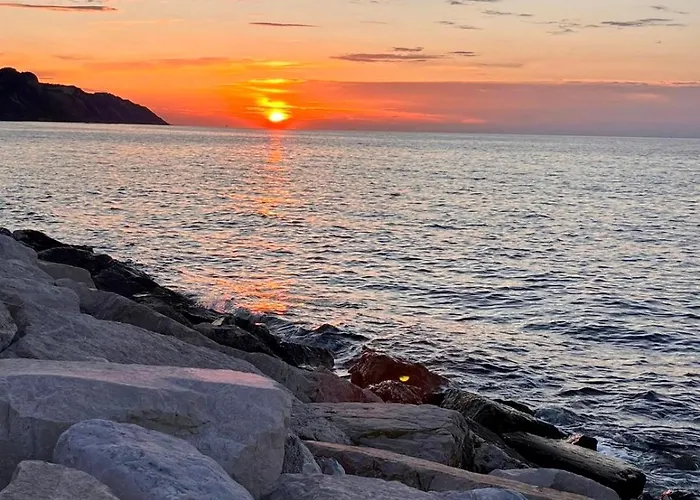 Nouvel Des Bains 3* ペザロ