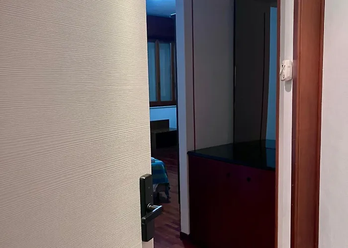 Nouvel Des Bains ホテル 3*